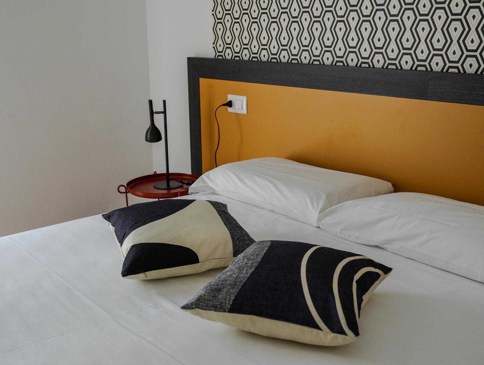 Feel - Mille Suites Bergamo Dış mekan fotoğraf